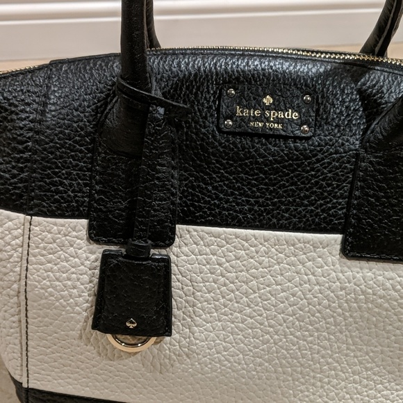 Kate Spade Crossbody - Picture 2 of 4